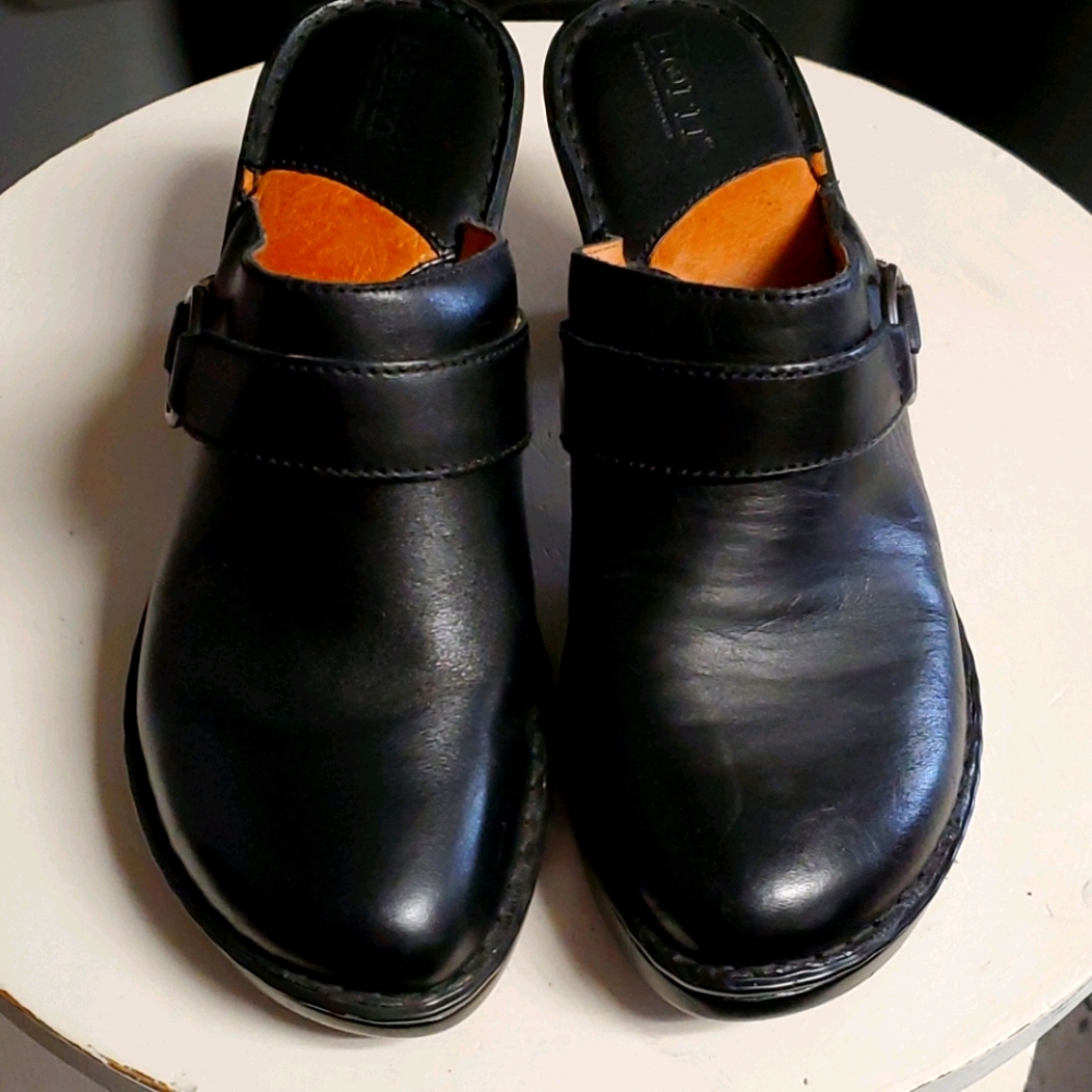 Born Black Leather Shoes Sz. 9 EUC